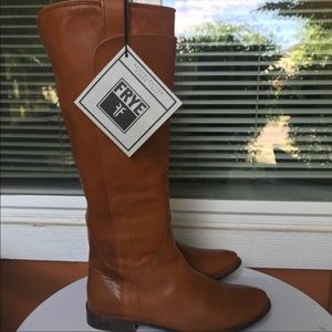 NWT Frye Paige riding boot size 7.5